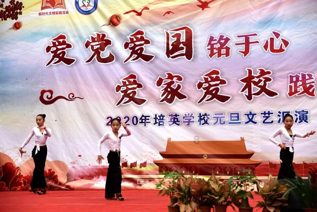 救援外星小怪物